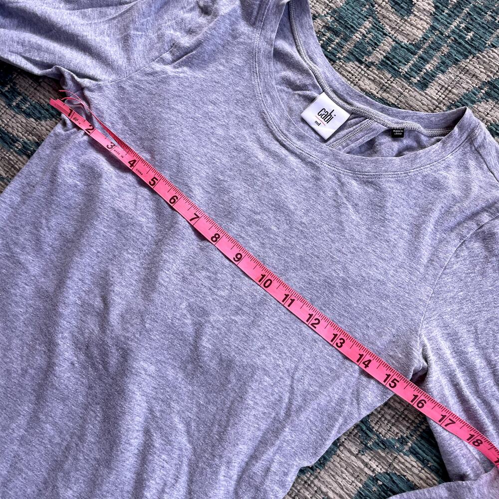 Cabi Grey Twist Turn‎ Back T-Shirt - Size M - Picture 7 of 8